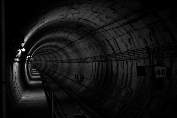 tunnel-690513