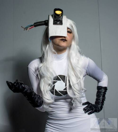 GLaDOS cosplay by Rathalely Cosplay Photography by Shinigami Photography
