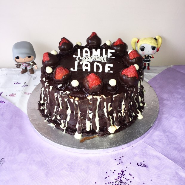 engagement-party-cake